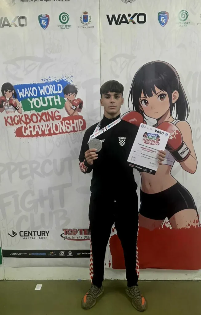 Michell Ivić nakon osvajanja srebrne medalje na Svjetskom prvenstvu 2026.